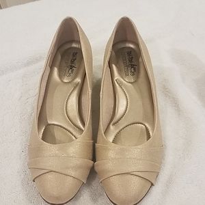 Women's Gold Metallic Fabric 1 inch Wedge Shoes